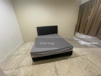 6 mins walk to CIQ / Customs, Malaysia 6 mins walk to CIQ / Customs, Malaysia