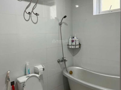 Topaz Elite, Vietnam Topaz Elite, Vietnam