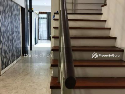 Lake Edge, Malaysia Lake Edge, Malaysia