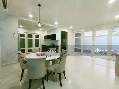 Taman Molek, Taman Redang Villa 2.5 Storey Cluster Corner, Malaysia Taman Molek, Taman Redang Villa 2.5 Storey Cluster Corner, Malaysia