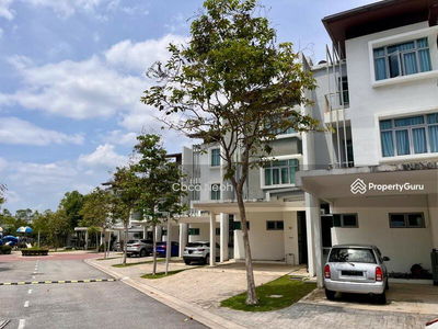 Schubert, Symphony Hills, Malaysia Schubert, Symphony Hills, Malaysia