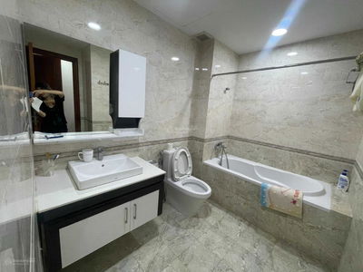 Chau Long Street, Vietnam Chau Long Street, Vietnam