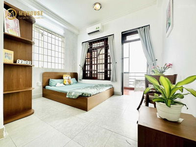 Phan Xich Long Street, Vietnam Phan Xich Long Street, Vietnam