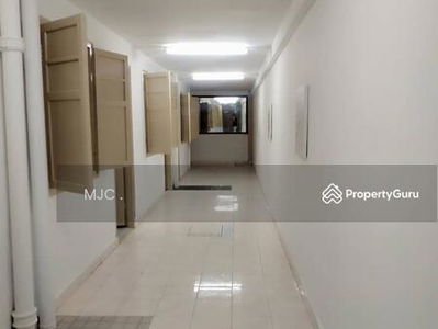 ROOM FOR RENT RM700 @ 2 Storey Shop Hotel @ Chow Kit , Kuala Lumpur, Malaysia ROOM FOR RENT RM700 @ 2 Storey Shop Hotel @ Chow Kit , Kuala Lumpur, Malaysia