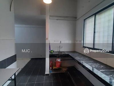 ROOM FOR RENT RM700 @ 2 Storey Shop Hotel @ Chow Kit , Kuala Lumpur, Malaysia ROOM FOR RENT RM700 @ 2 Storey Shop Hotel @ Chow Kit , Kuala Lumpur, Malaysia