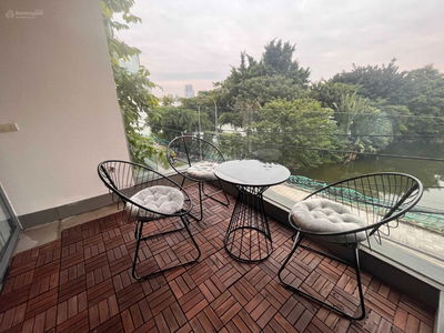 Quang Khanh Street, Vietnam Quang Khanh Street, Vietnam