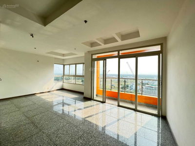 Dragon City, Vietnam Dragon City, Vietnam