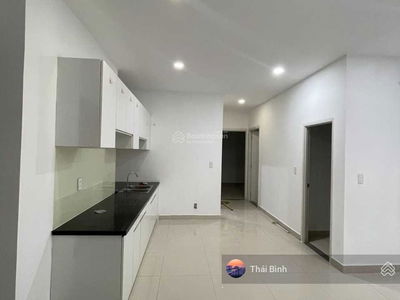 Topaz Elite, Vietnam Topaz Elite, Vietnam