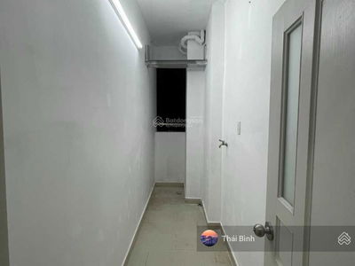 Topaz Elite, Vietnam Topaz Elite, Vietnam