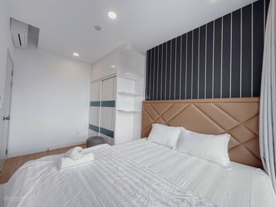 Sunrise City, Vietnam Sunrise City, Vietnam