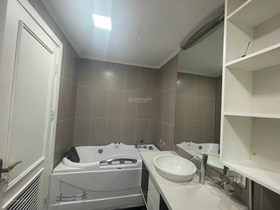 Tòa nhà Petrowaco - 97 Láng Hạ, Vietnam Tòa nhà Petrowaco - 97 Láng Hạ, Vietnam