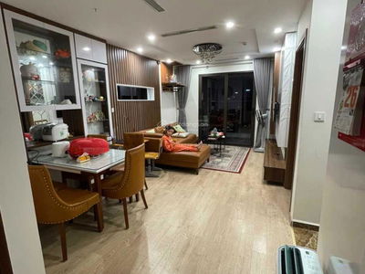 Central Field Trung Kính, Vietnam  Central Field Trung Kính, Vietnam