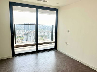 Sunshine Diamond River, Vietnam Sunshine Diamond River, Vietnam