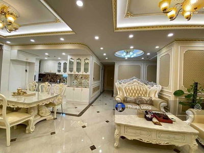 D’. Le Roi Soleil, Vietnam D’. Le Roi Soleil, Vietnam