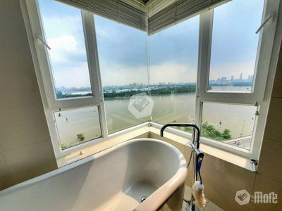 Diamond Island, Vietnam Diamond Island, Vietnam