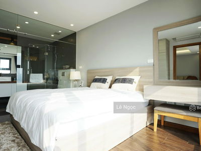 D’. Le Roi Soleil, Vietnam D’. Le Roi Soleil, Vietnam