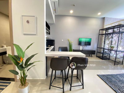 Sunrise City, Vietnam Sunrise City, Vietnam