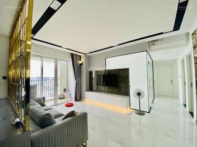 Sunrise City, Vietnam  Sunrise City, Vietnam