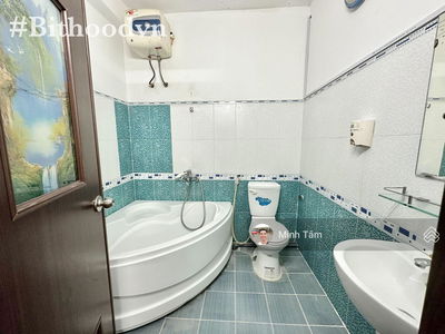 Housing in Ho Chi Minh City, Vietnam Housing in Ho Chi Minh City, Vietnam