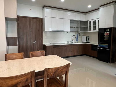 Topaz Elite, Vietnam Topaz Elite, Vietnam