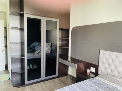 Topaz Elite, Vietnam Topaz Elite, Vietnam