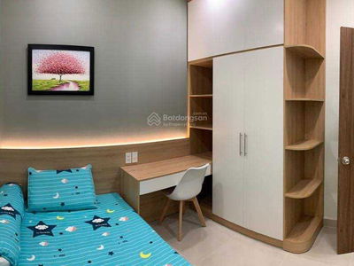 Topaz Elite, Vietnam Topaz Elite, Vietnam