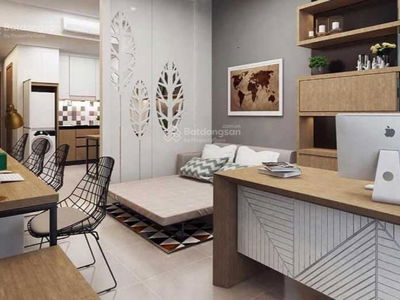 Sunrise City, Vietnam  Sunrise City, Vietnam