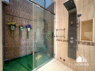 Hoàng Anh Thanh Bình, Vietnam Hoàng Anh Thanh Bình, Vietnam