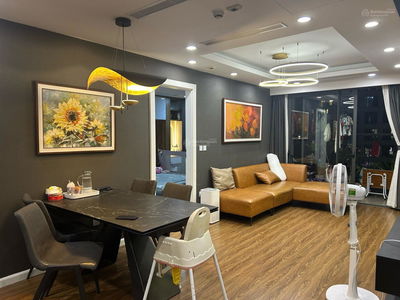 Sunshine Garden, Vietnam  Sunshine Garden, Vietnam