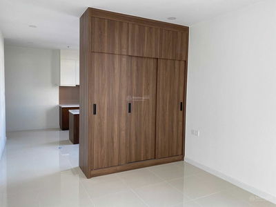 Central Premium, Vietnam Central Premium, Vietnam