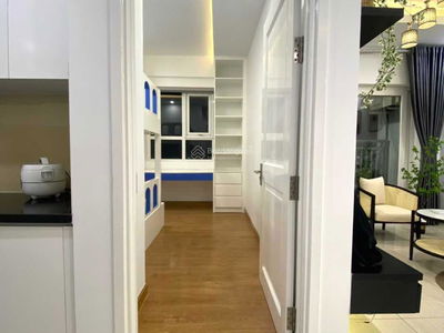 Moonlight Boulevard, Vietnam Moonlight Boulevard, Vietnam