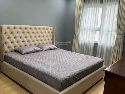 Golden Palace, Vietnam Golden Palace, Vietnam