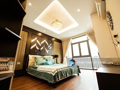 The Golden Armor, Vietnam The Golden Armor, Vietnam