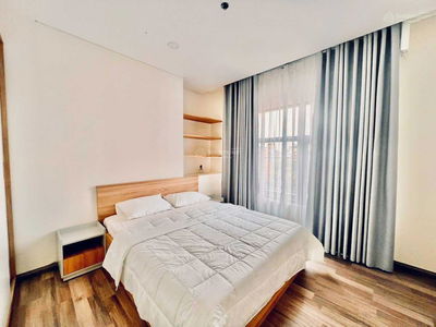 The Monarchy, Vietnam  The Monarchy, Vietnam