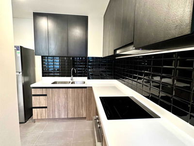 De La Sol, Vietnam  De La Sol, Vietnam