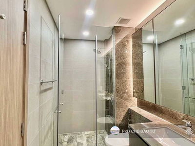 The River Thủ Thiêm, Vietnam The River Thủ Thiêm, Vietnam