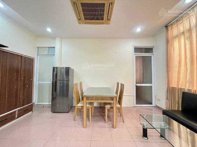 Gehäuse In Hanoi, Vietnam Gehäuse In Hanoi, Vietnam