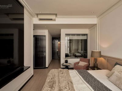 Sunrise City, Vietnam  Sunrise City, Vietnam