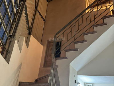 Gehäuse In Hanoi, Vietnam Gehäuse In Hanoi, Vietnam