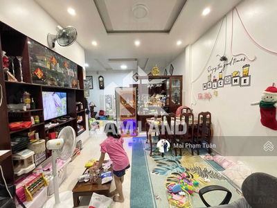 Gehäuse In Di An, Vietnam Gehäuse In Di An, Vietnam