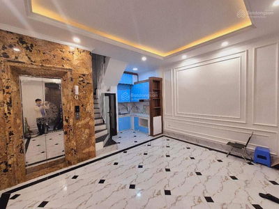 Gehäuse In Ha GJong, Vietnam Gehäuse In Ha GJong, Vietnam