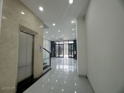 Gehäuse In Nha Be, Vietnam Gehäuse In Nha Be, Vietnam