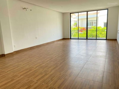 Gehäuse In Nha Trang, Vietnam Gehäuse In Nha Trang, Vietnam