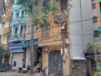 Housing in Ha GJong, Vietnam Housing in Ha GJong, Vietnam