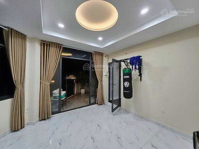 Housing in Ho Chi Minh City, Vietnam Housing in Ho Chi Minh City, Vietnam