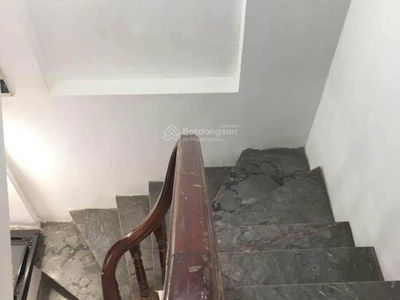 Gehäuse In Hanoi, Vietnam Gehäuse In Hanoi, Vietnam