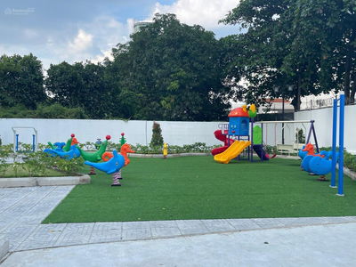 Iris Tower, Vietnam Iris Tower, Vietnam