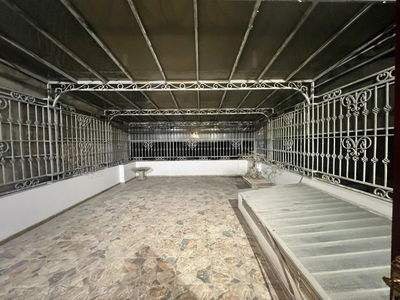 Housing in Hanoi, Vietnam Housing in Hanoi, Vietnam