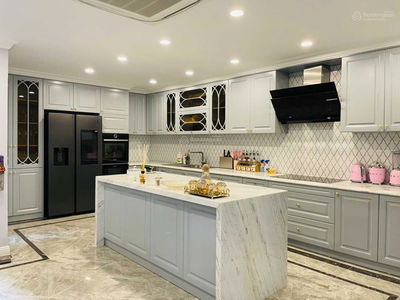 Gehäuse In Hanoi, Vietnam Gehäuse In Hanoi, Vietnam