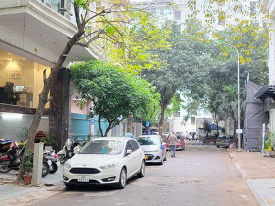 Gehäuse In Ha GJong, Vietnam Gehäuse In Ha GJong, Vietnam